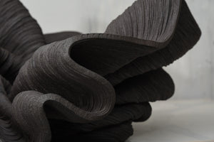 Black Wavy Form