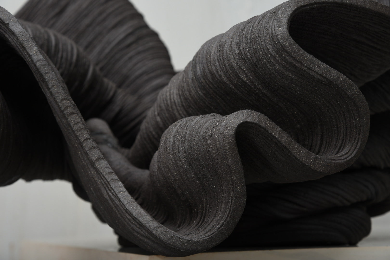 Black Wavy Form
